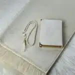 Schlichtes Samtgebetsteppich-Set erstellen