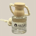 Eine kleine Autoduftflasche